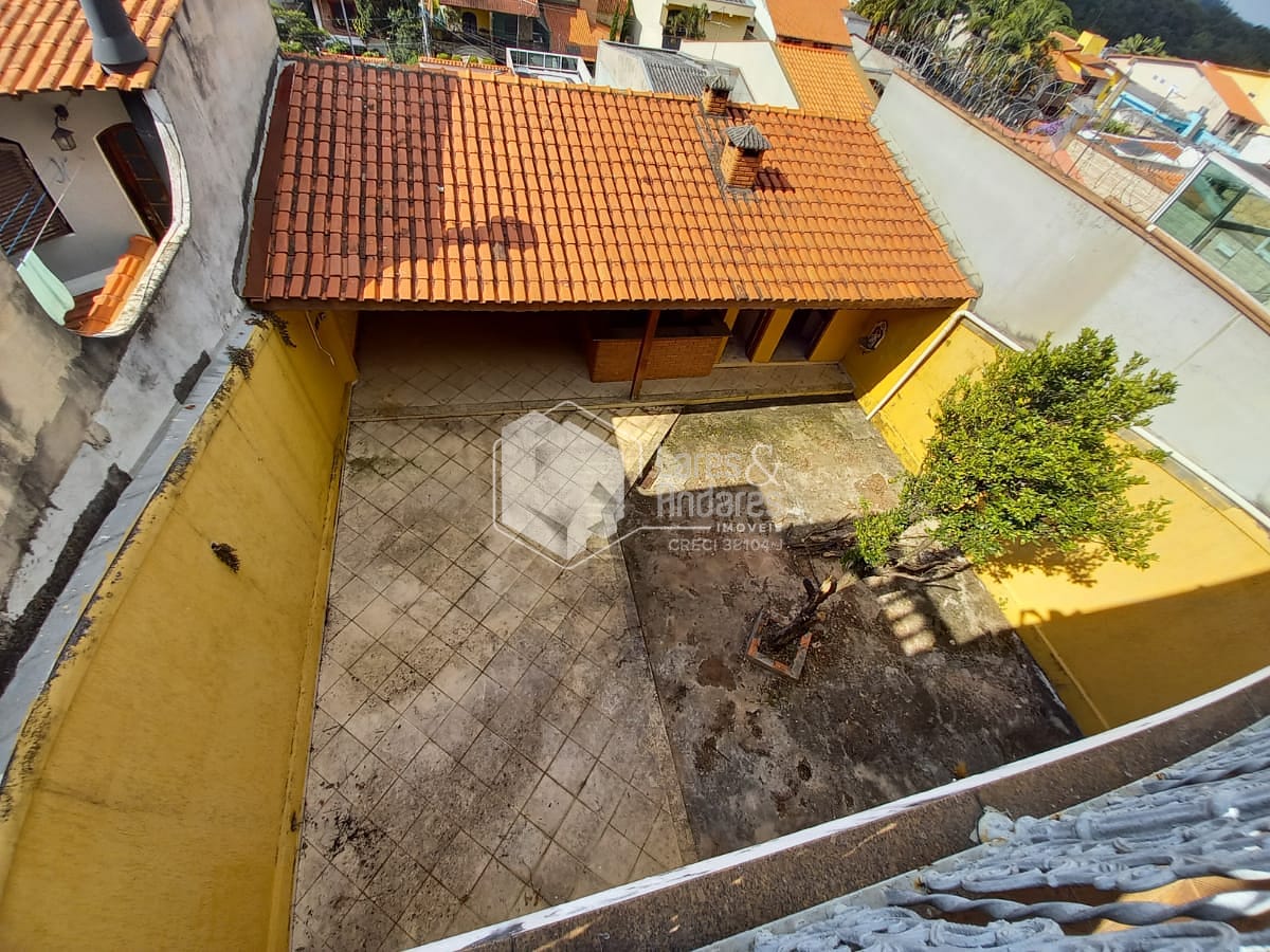 Casa à venda com 4 quartos, 377m² - Foto 20