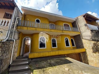Foto do Casa-Casa tipo para venda em Cidade Líder com 4 quartos, sendo 1 suíte, 377m²