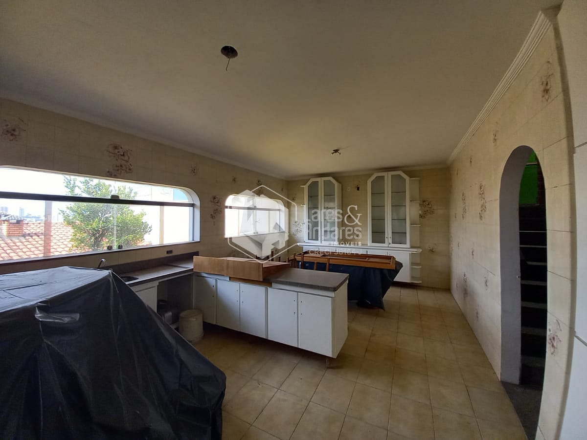 Casa à venda com 4 quartos, 377m² - Foto 7