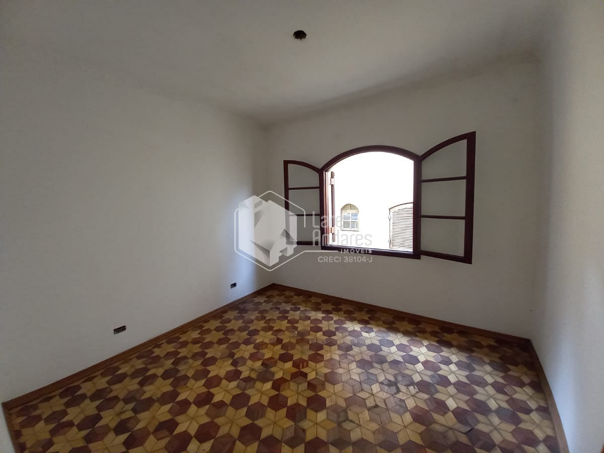 Casa à venda com 4 quartos, 377m² - Foto 14