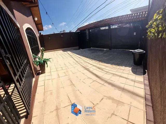 Casa com 250m² 3 quartos e 3 banheiros, à venda, no bairro Jardim do Colégio (Zona Norte) em São Paulo