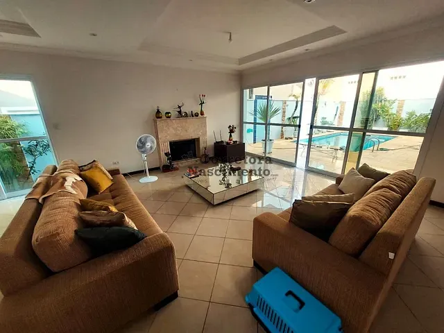 Casa com 327m² 4 quartos e 5 banheiros, à venda ou para alugar, no bairro Jardim Altos de Santana II em Jacareí