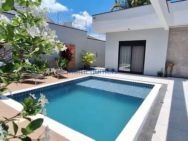 Casa com 502m² 4 quartos e 6 banheiros, à venda, no bairro Jardim Paiquerê em Valinhos