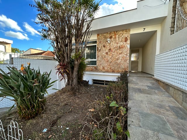 Foto do Casa - Casa tipo para venda em Água Fria com 4 quartos, sendo 2 suítes, 256m² | Lares e Andares Imóveis