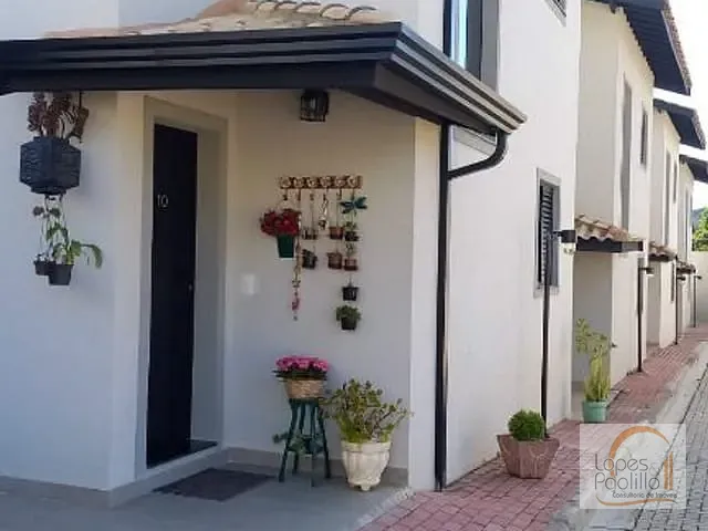 Casa com 218m² 3 quartos e 3 banheiros, à venda, no bairro Ribeirão dos Porcos em Atibaia