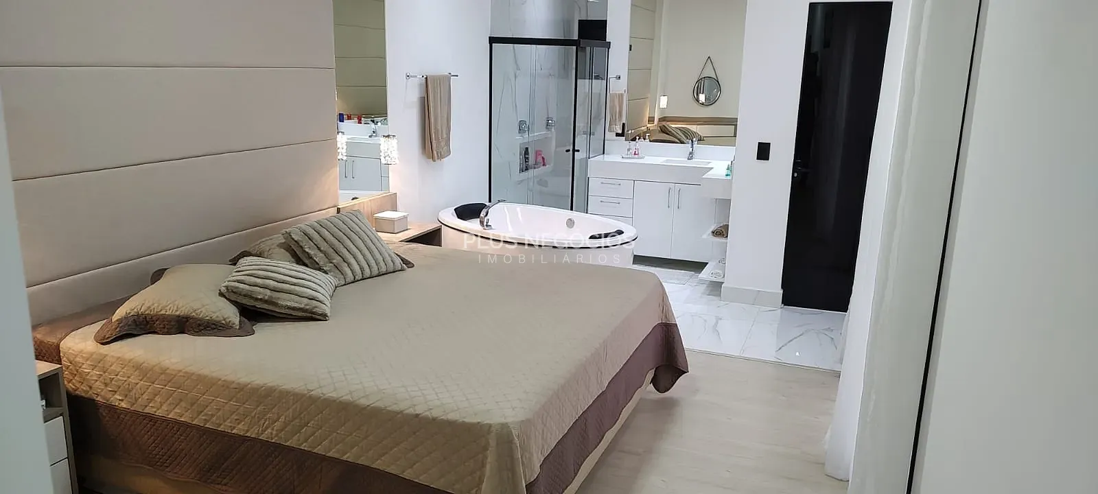 Casa, 4 quartos, 350 m² - Foto 44