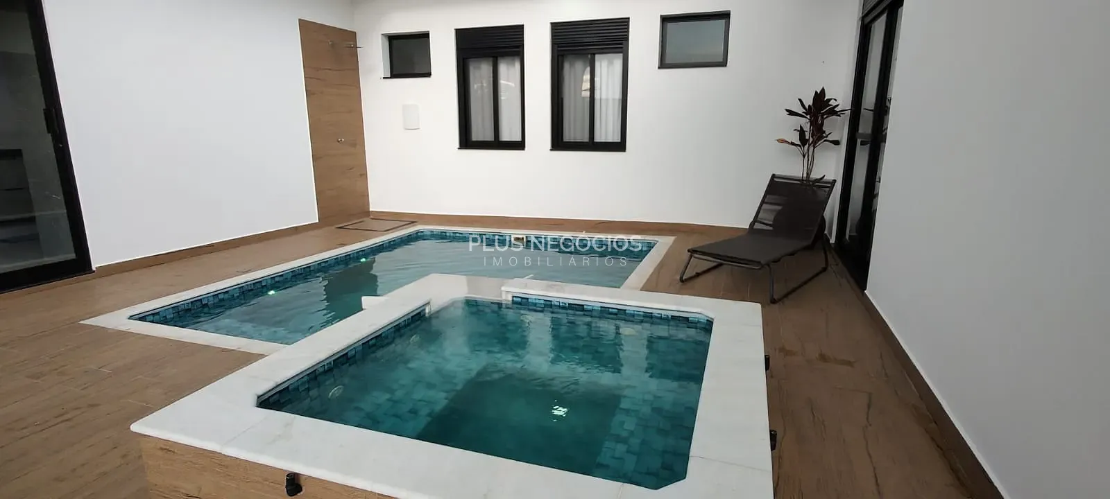 Casa, 4 quartos, 350 m² - Foto 2