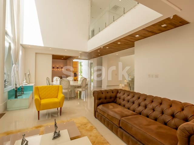 Casa com 504m² 4 quartos e 6 banheiros, à venda, no bairro Tamboré em Barueri