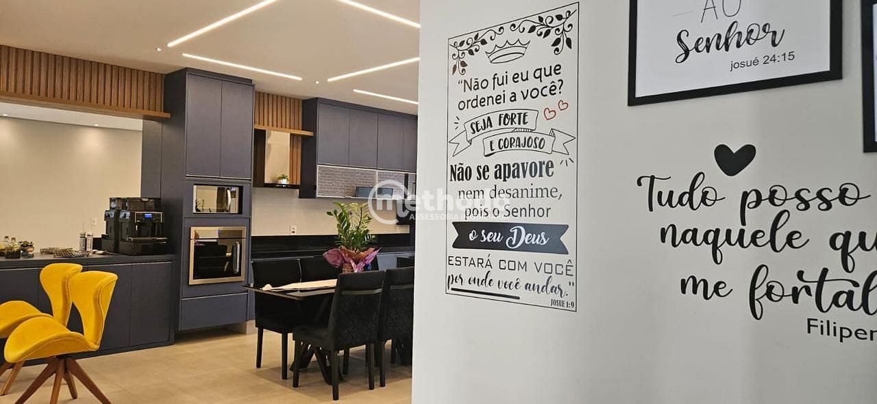 Casa, 3 quartos, 211 m² - Foto 5