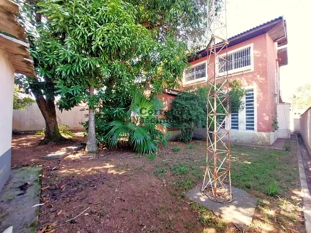 Casa com 407m² 3 quartos e 2 banheiros, à venda, no bairro Jardim Apolo II em São José dos Campos