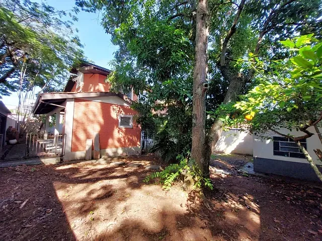 Casa com 407m² 3 quartos e 2 banheiros, à venda, no bairro Jardim Apolo II em São José dos Campos