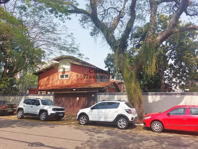 Casa com 407m² 3 quartos e 2 banheiros, à venda, no bairro Jardim Apolo II em São José dos Campos