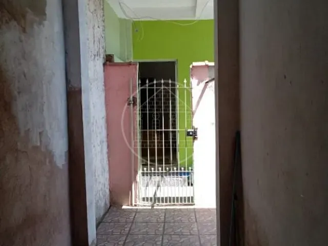 Casa com 250m² 3 quartos e 2 banheiros, à venda, no bairro Jardim Beatriz em São Paulo