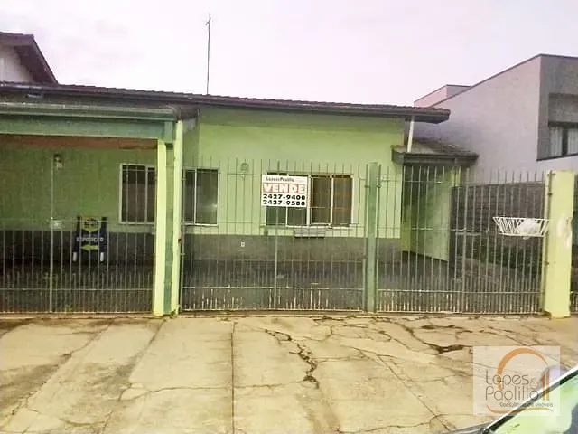 Casa com 300m² 4 quartos e 3 banheiros, à venda, no bairro Centro em Atibaia