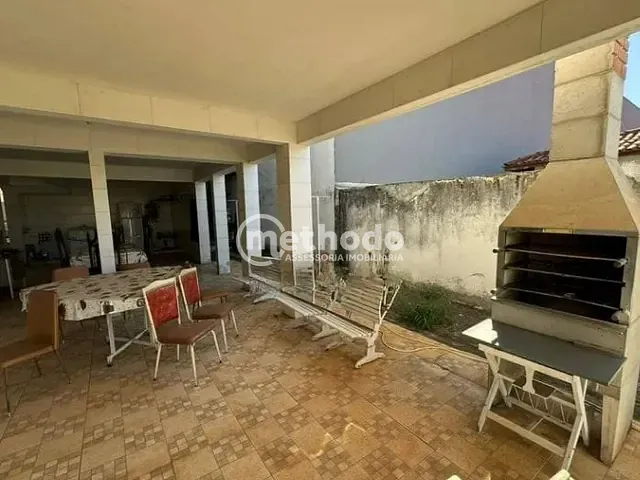 Casa com 490m² 3 quartos e 2 banheiros, à venda, no bairro Jardim Chapadão em Campinas