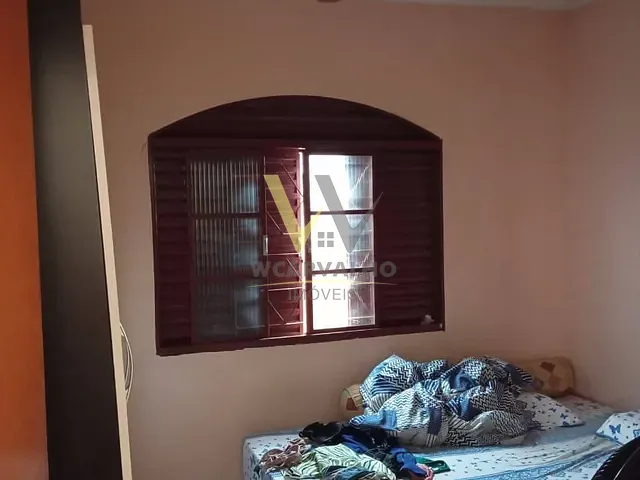 Casa com 360m² 4 quartos e 2 banheiros, à venda, no bairro Alvorada em Anápolis