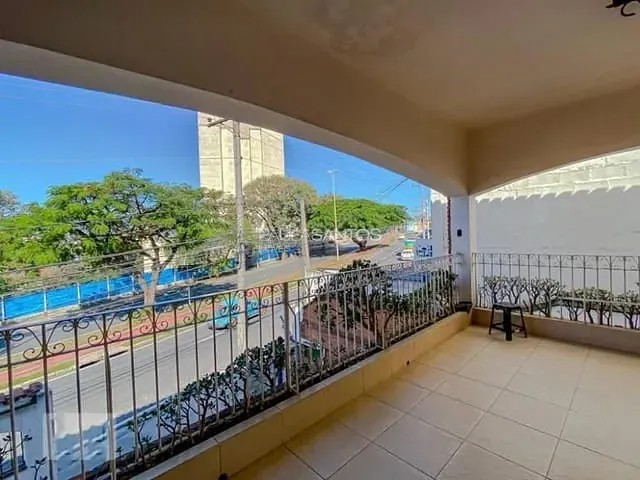 Casa com 464m² 6 quartos e 5 banheiros, à venda, no bairro Jardim Europa em Sorocaba
