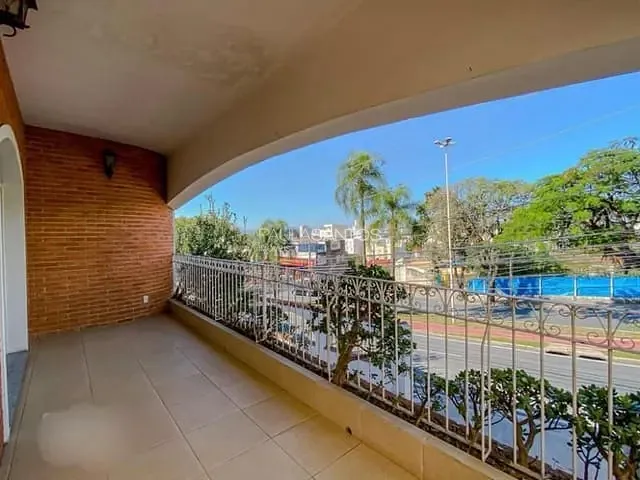 Casa com 464m² 6 quartos e 5 banheiros, à venda, no bairro Jardim Europa em Sorocaba