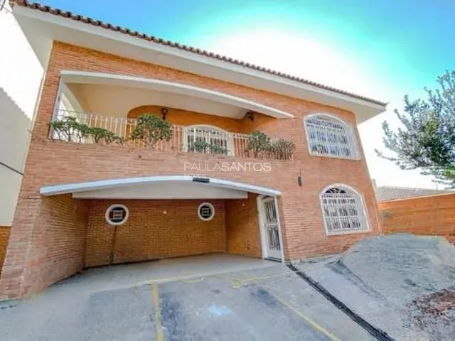Casa com 464m² 6 quartos e 5 banheiros, à venda, no bairro Jardim Europa em Sorocaba
