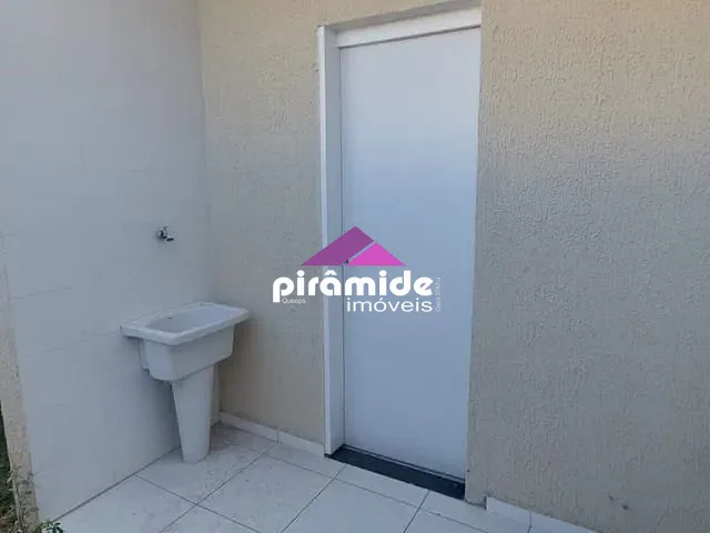 Casa com 83m² 2 quartos e 1 banheiro, à venda, no bairro Santa Luzia em Caçapava