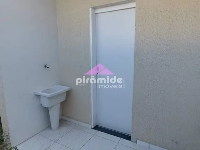 Casa com 83m² 2 quartos e 1 banheiro, à venda, no bairro Santa Luzia em Caçapava