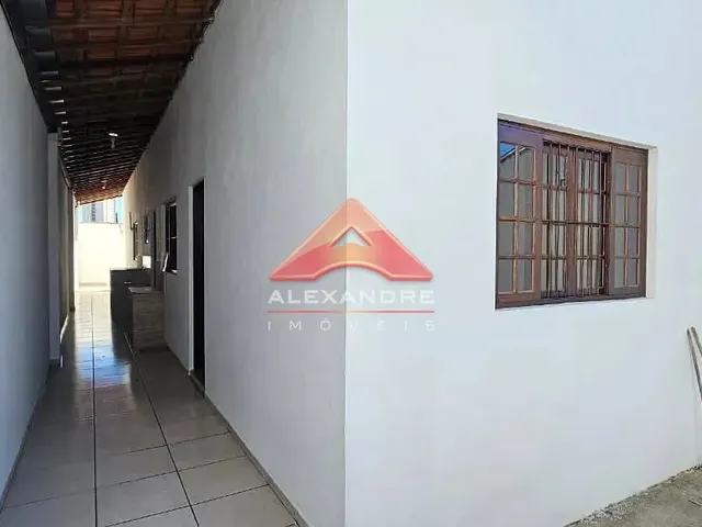 Casa com 125m² 2 quartos e 1 banheiro, para alugar, no bairro Jardim Ismênia em São José Dos Campos