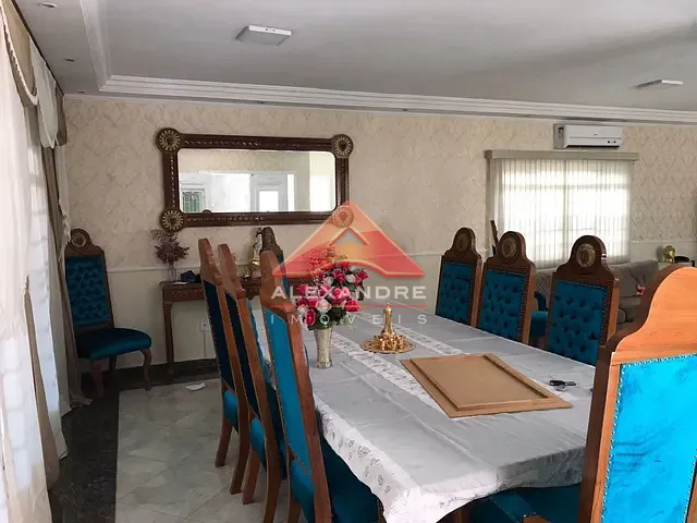 Casa com 460m² 3 quartos e 3 banheiros, à venda ou para alugar, no bairro Jardim Paulista em São José dos Campos