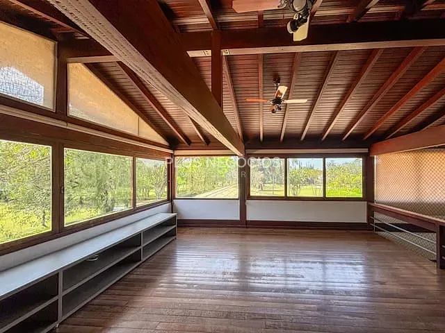 Casa com 1000m² 4 quartos e 6 banheiros, à venda ou para alugar, no bairro Barreirinho em Araçoiaba da Serra