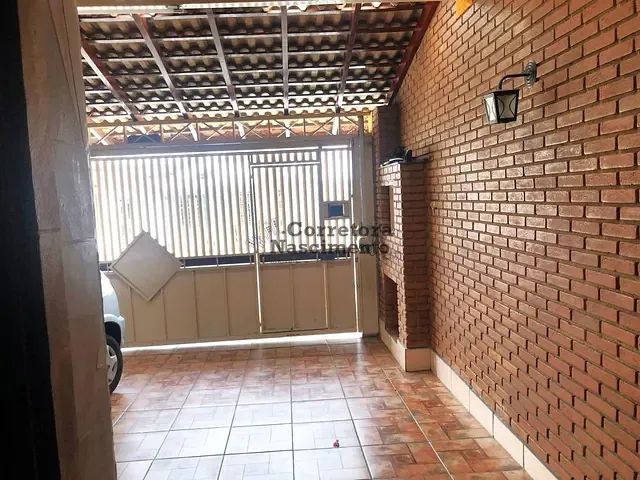 Casa com 220m² 3 quartos e 2 banheiros, à venda, no bairro Jardim Guarani em Jacareí
