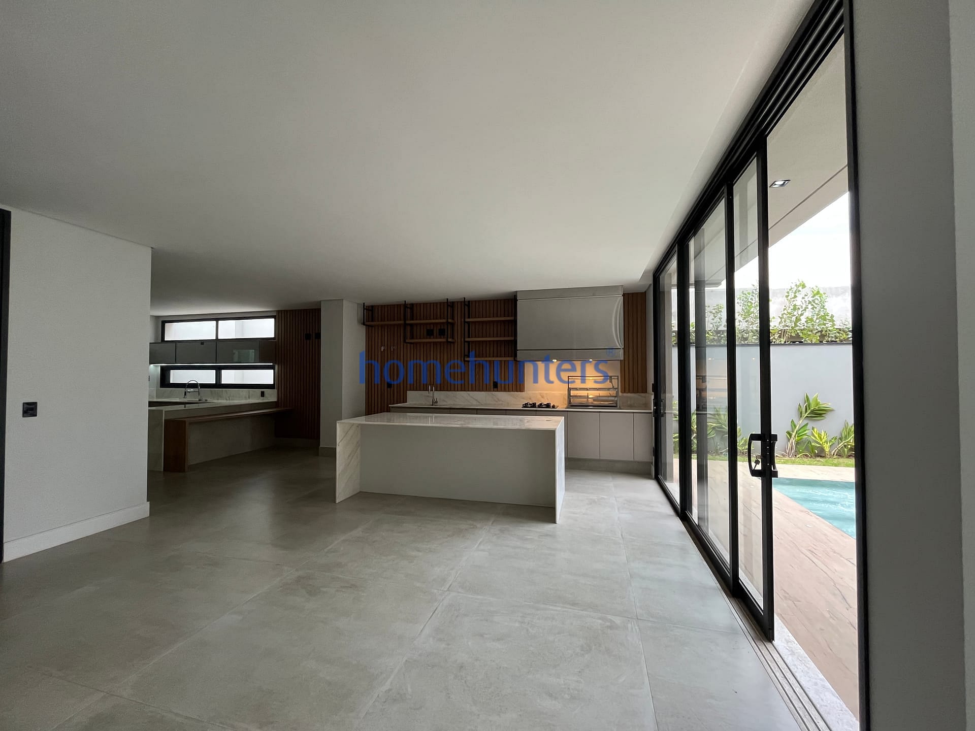Casa à venda e aluguel com 4 quartos, 560m² - Foto 20