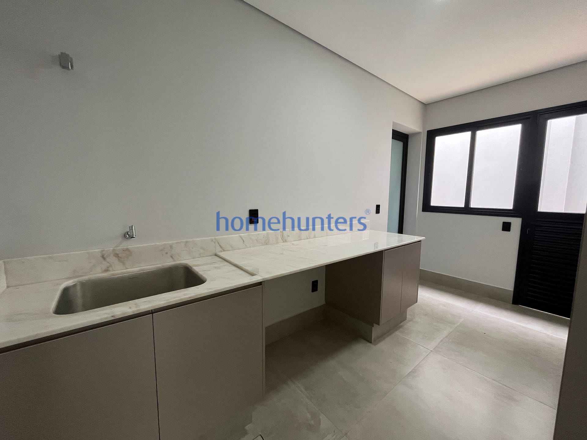 Casa à venda e aluguel com 4 quartos, 560m² - Foto 26