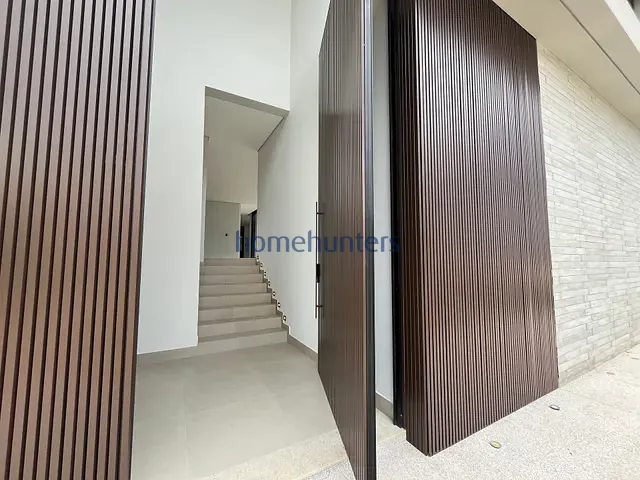 Casa com 832m² 4 quartos e 6 banheiros, à venda ou para alugar, no bairro Residencial Jatibela em Campinas