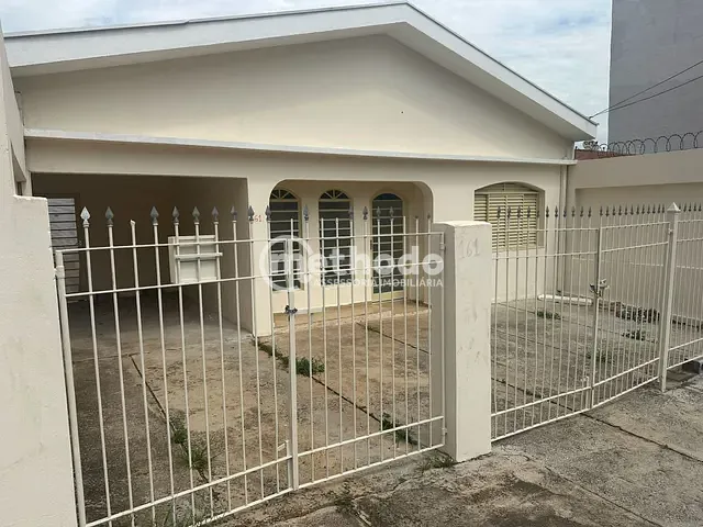 Casa com 252m² 3 quartos e 2 banheiros, para alugar, no bairro Jardim Sao Rafael em Campinas