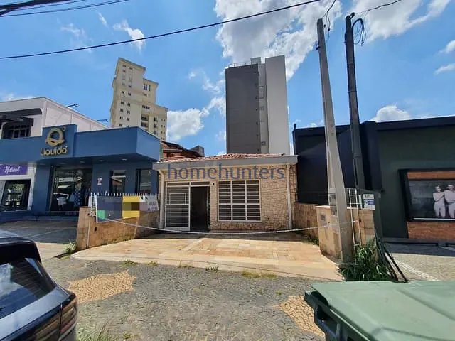 Casa com 204m², para alugar, no bairro Cambuí em Campinas