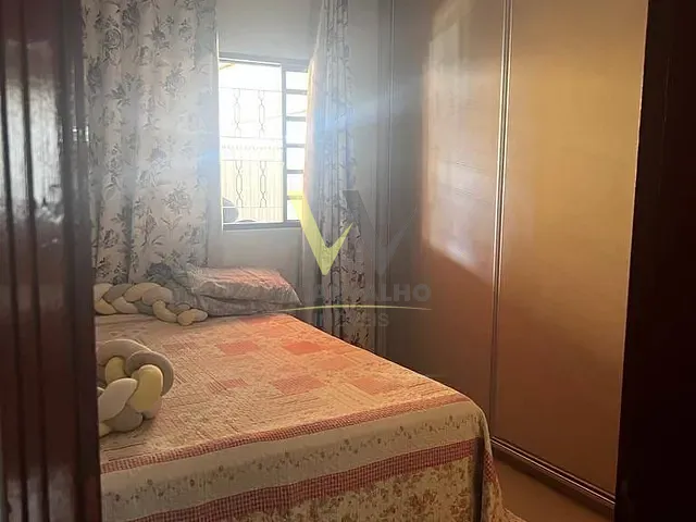 Casa com 300m² 3 quartos e 2 banheiros, à venda, no bairro Jardim dos Ipês em Anápolis