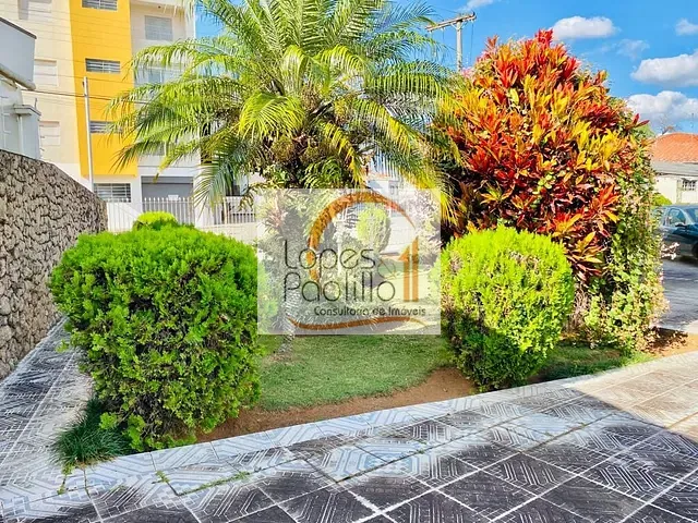 Casa com 2652m² 3 quartos e 2 banheiros, à venda, no bairro Centro em Atibaia