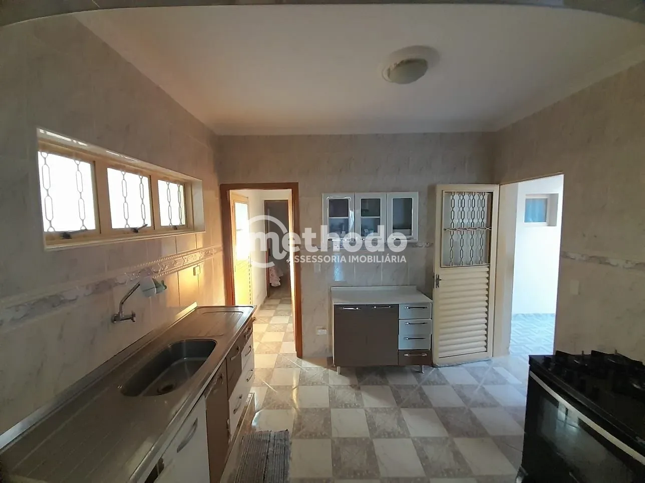 Casa, 6 quartos, 250 m² - Foto 14