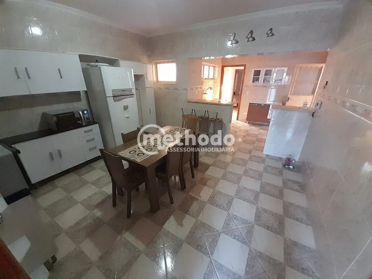 Casa, 6 quartos, 250 m² - Foto 11