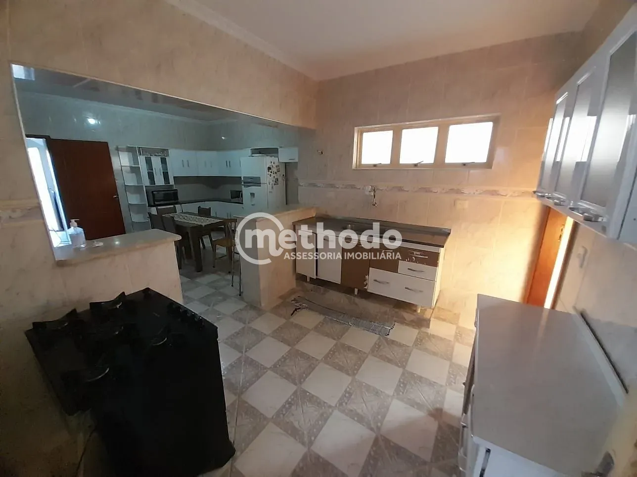 Casa, 6 quartos, 250 m² - Foto 13