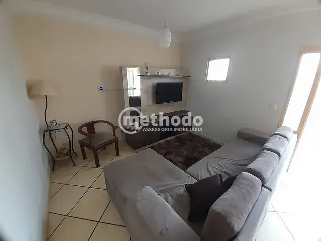 Casa com 198m² 6 quartos e 3 banheiros, à venda, no bairro Vila Rossi Borghi e Siqueira em Campinas