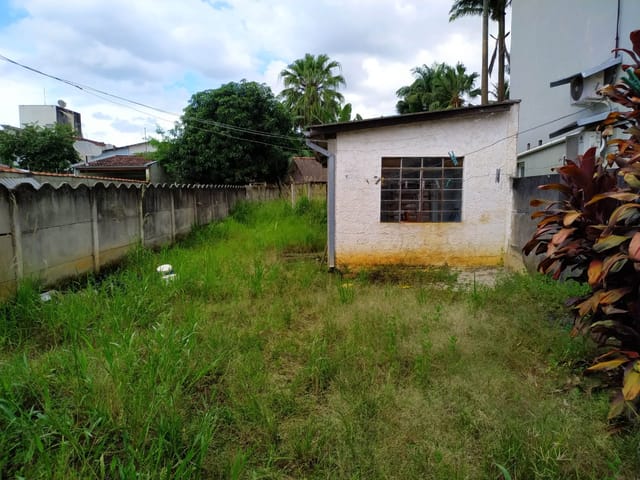 Casa com 420m² 2 quartos e 1 banheiro, à venda, no bairro Centro em Pindamonhangaba