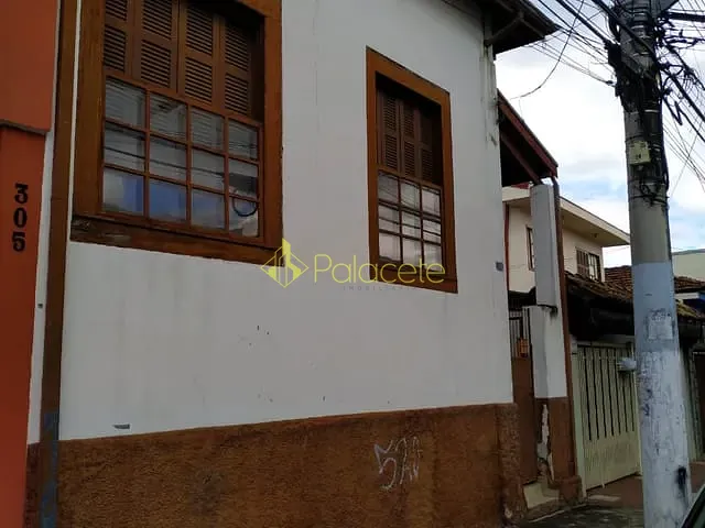 Casa com 420m² 2 quartos e 1 banheiro, à venda, no bairro Centro em Pindamonhangaba