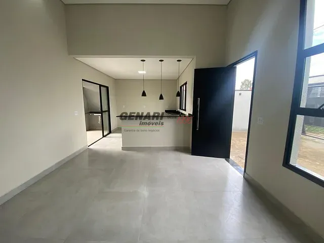 Casa com 150m² 2 quartos e 2 banheiros, à venda, no bairro Jardim Bom Sucesso em Indaiatuba