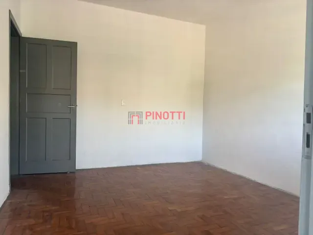 Casa 2 quartos e 1 banheiro, à venda, no bairro Ferrazópolis em São Bernardo do Campo