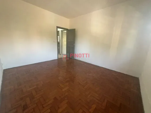 Casa 2 quartos e 1 banheiro, à venda, no bairro Ferrazópolis em São Bernardo do Campo