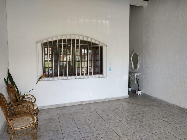Casa 2 quartos e 3 banheiros, à venda, no bairro Crispim em Pindamonhangaba