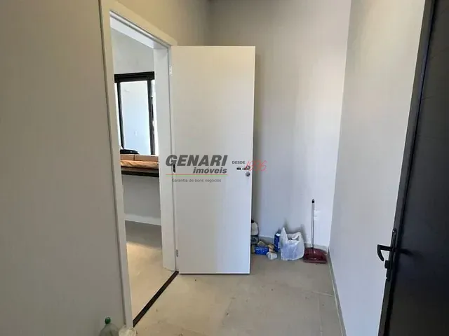 Casa com 300m² 3 quartos e 4 banheiros, à venda, no bairro Colinas de Indaiatuba em Indaiatuba