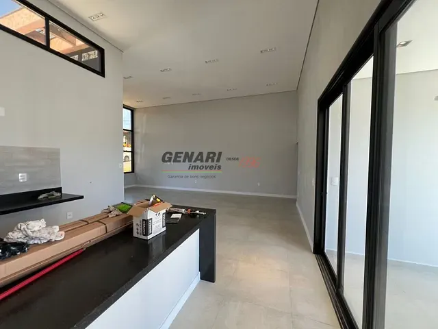 Casa com 300m² 3 quartos e 4 banheiros, à venda, no bairro Colinas de Indaiatuba em Indaiatuba