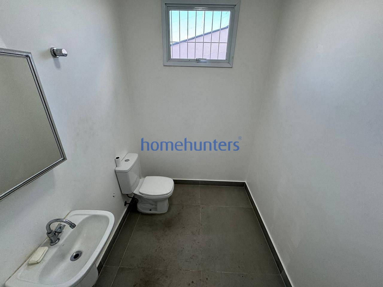 Casa para alugar com 1 quarto, 257m² - Foto 12