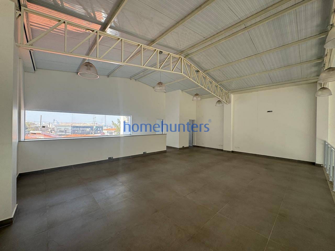 Casa para alugar com 1 quarto, 257m² - Foto 5